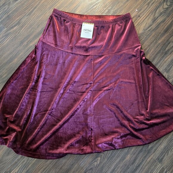 BOB MACKIE "Wearable Art" Crushed Velvet Wine-Colored Maxi Skirt NWT/SIZE L - Picture 1 of 7